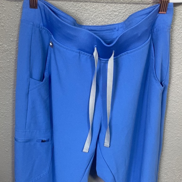 Figs Zamora jogger scrub pants Size Medium Tall - Picture 3 of 7